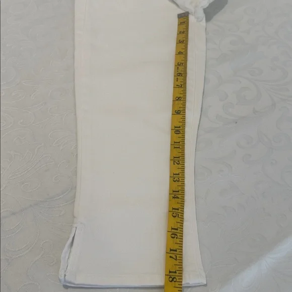 Mother Hi-Waist Capri Jeans. Ladies 26 - Picture 14 of 16